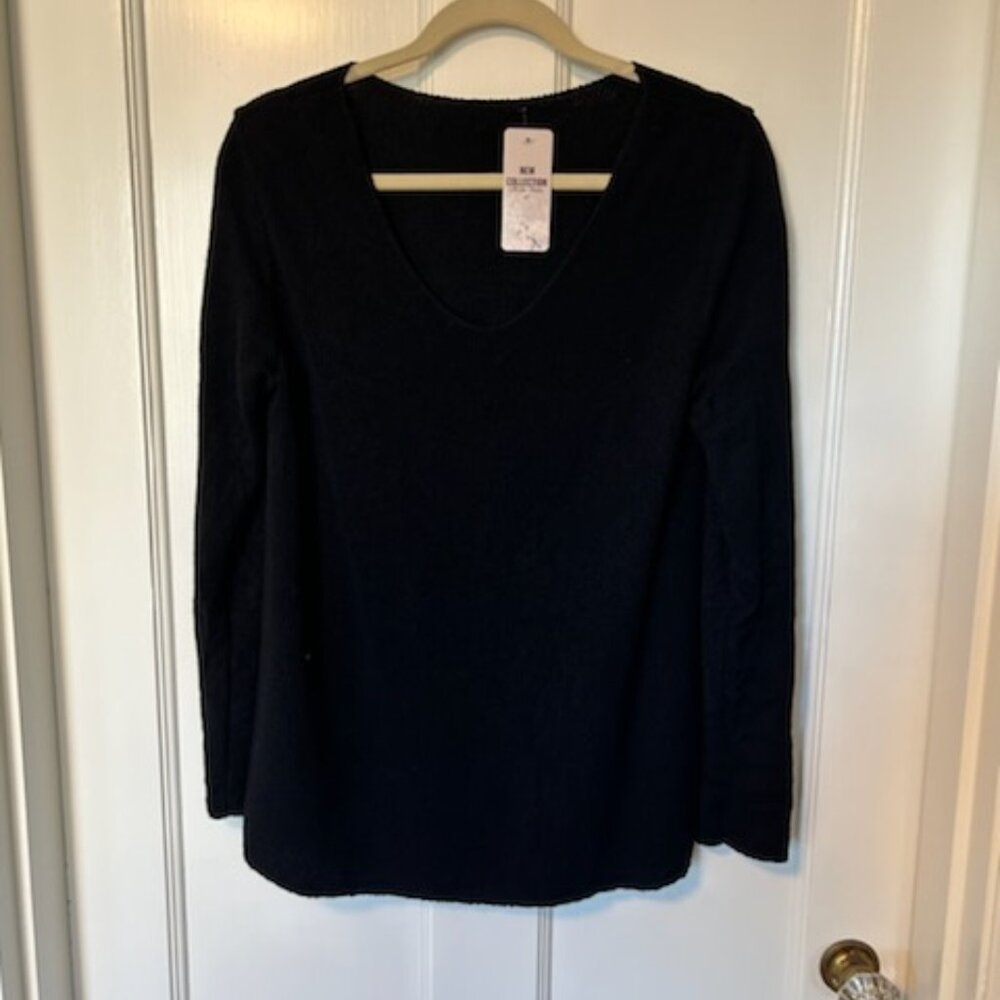 NWT - Black Waffle Weave Top